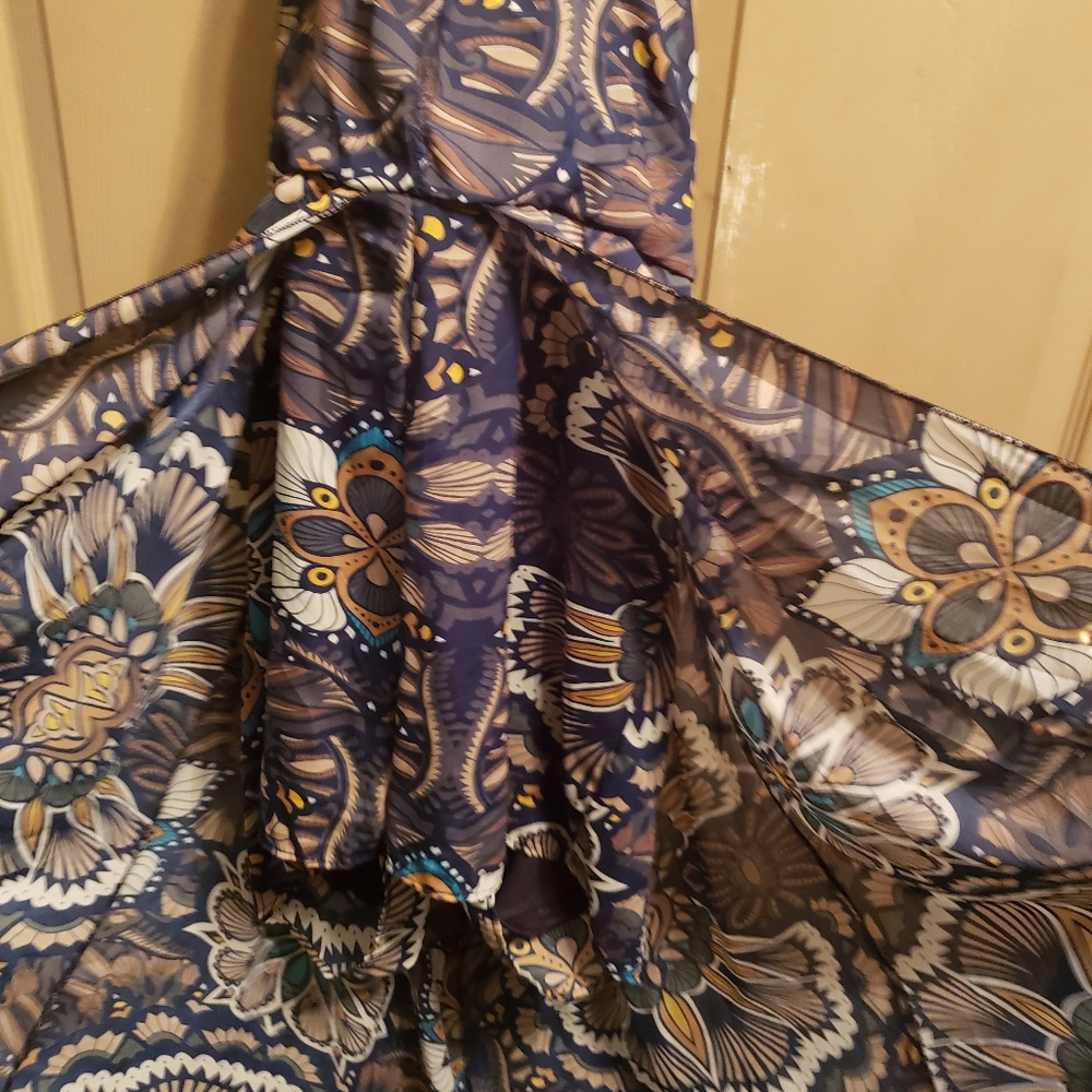 Romper - Picture 2 of 5